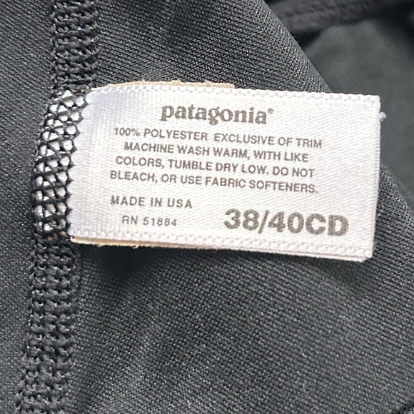 Vintage Patagonia Women's Black Sports Bra - Picture 4 of 6